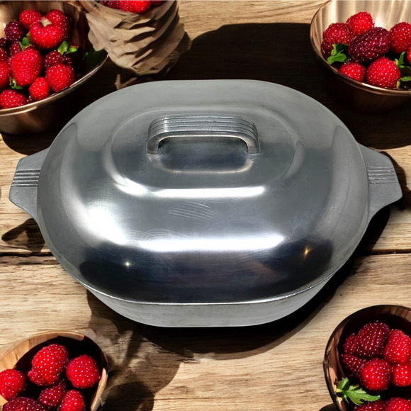 Vintage Magnalite GHC Aluminum 4265 16" 8 Qt Roaster Dutch Oven with Lid USA - Picture 2 of 8